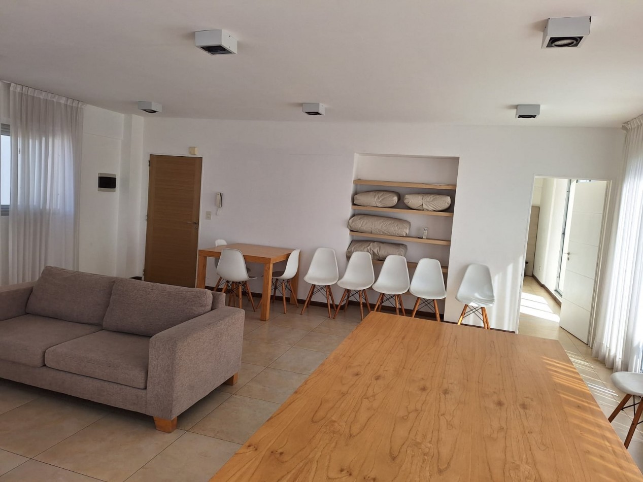 Hermoso dos ambientes con pileta en Villa Devoto